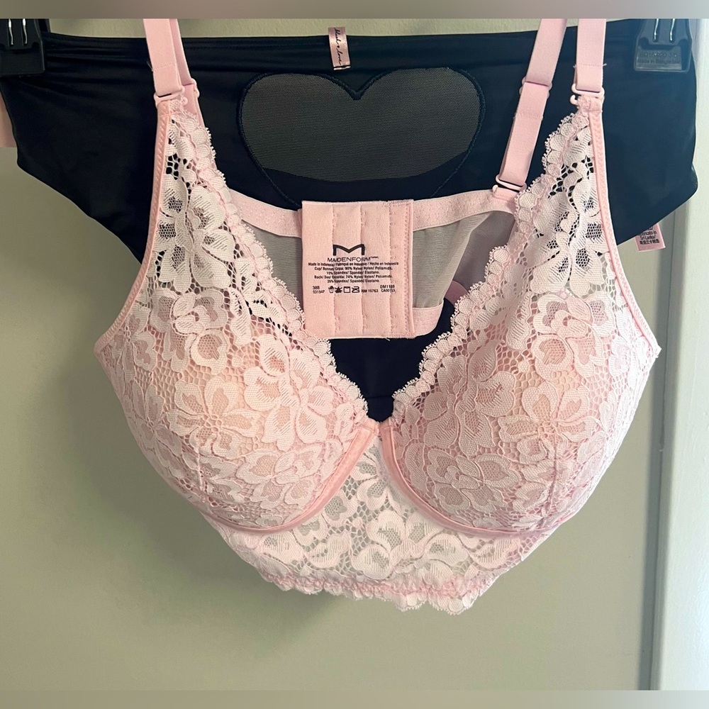 Bra / Underwear set.